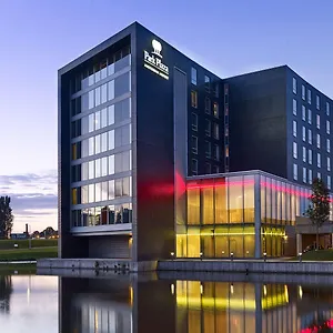 park-plaza-amsterdam-airport.ihotelsrotterdam.com/